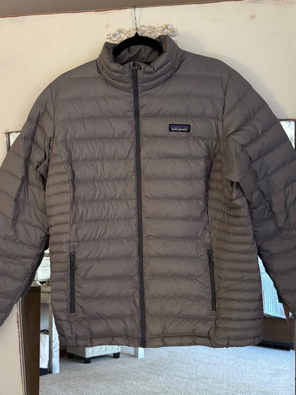 Patagonia Women's Down Sweater Jacket - Grey Puffer Full-Zip - Size XL